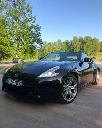 Nissan 370 Z cena 99000 przebieg: 126000, rok produkcji 2010 z Biłgoraj małe 137